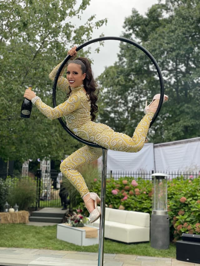 Freestanding Aerial Lollipop Rig performer in costume at an event in the New York metropolitan area (image 21)