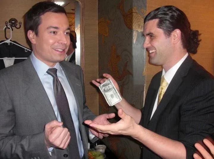 Mentalist Ken Salaz performing a bill trick for Jimmy Fallon