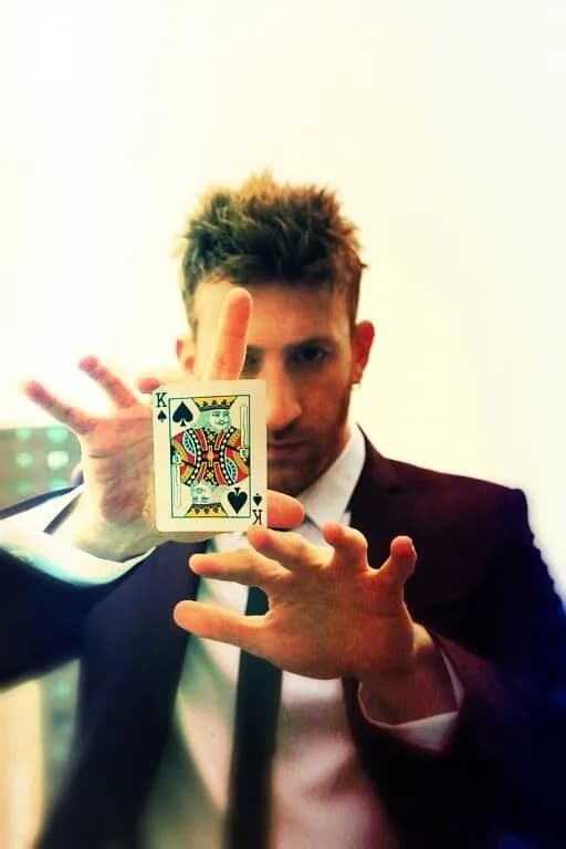 Elliot Zimet, Mentalist & Magician, booked through Nicholson Events