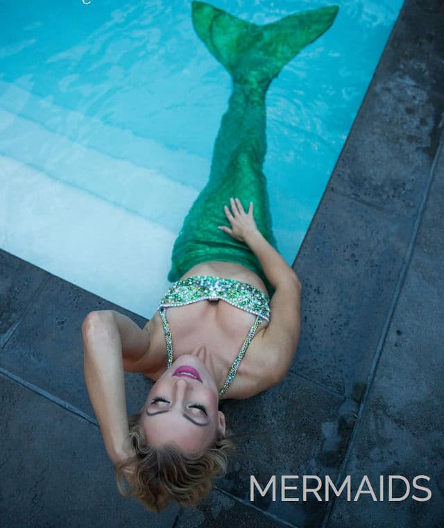 Mermaids performer in costume at an event in the New York metropolitan area (image 5)